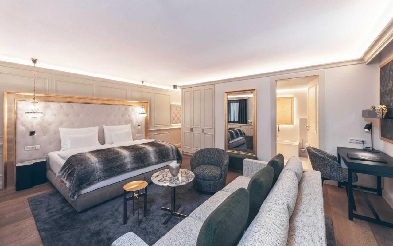 Schlosshotel Ischgl 5 Room photo